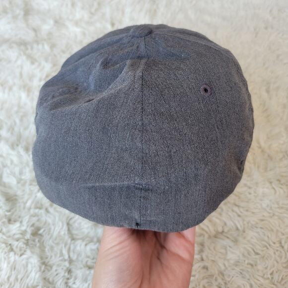 Travis Mathews Hat Flexfit L/XL - Picture 3 of 6